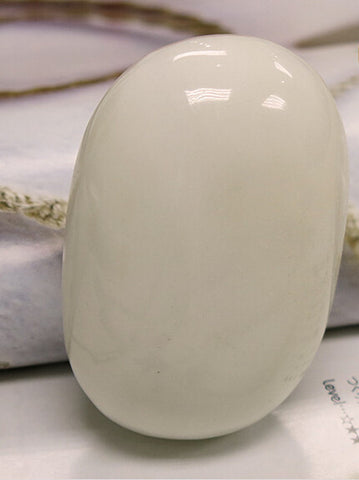 Natural White Jade Stone Spa Rock 1 piece for Body Massage